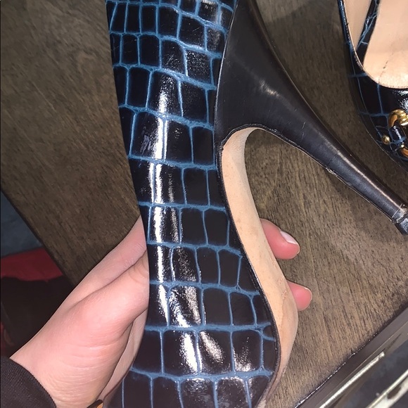 Heels - Picture 4 of 5